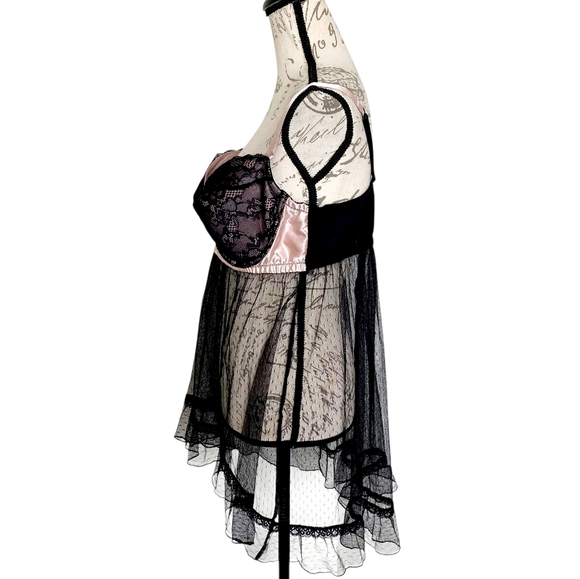 Elegant Black Lace Babydoll Lingerie - Picture 11 of 16